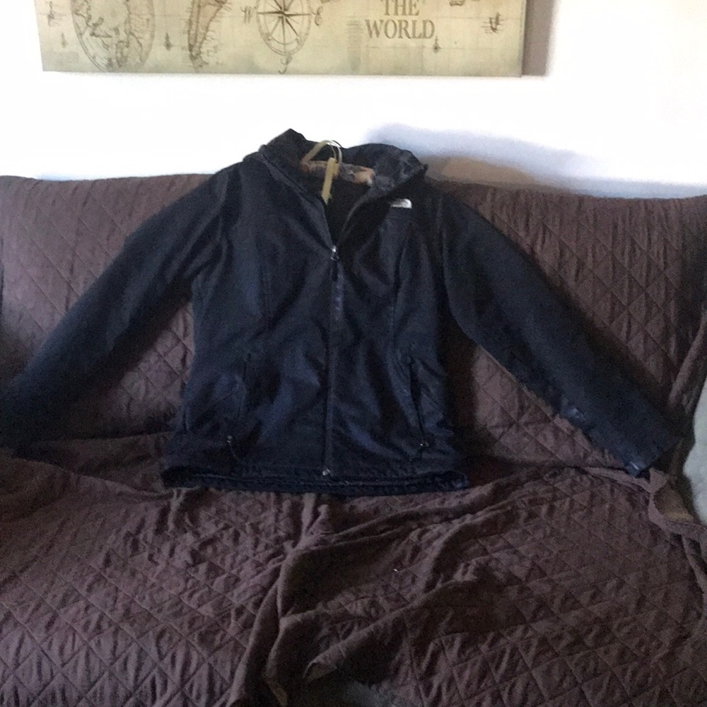 I am selling a jacket and it is a size medium.
